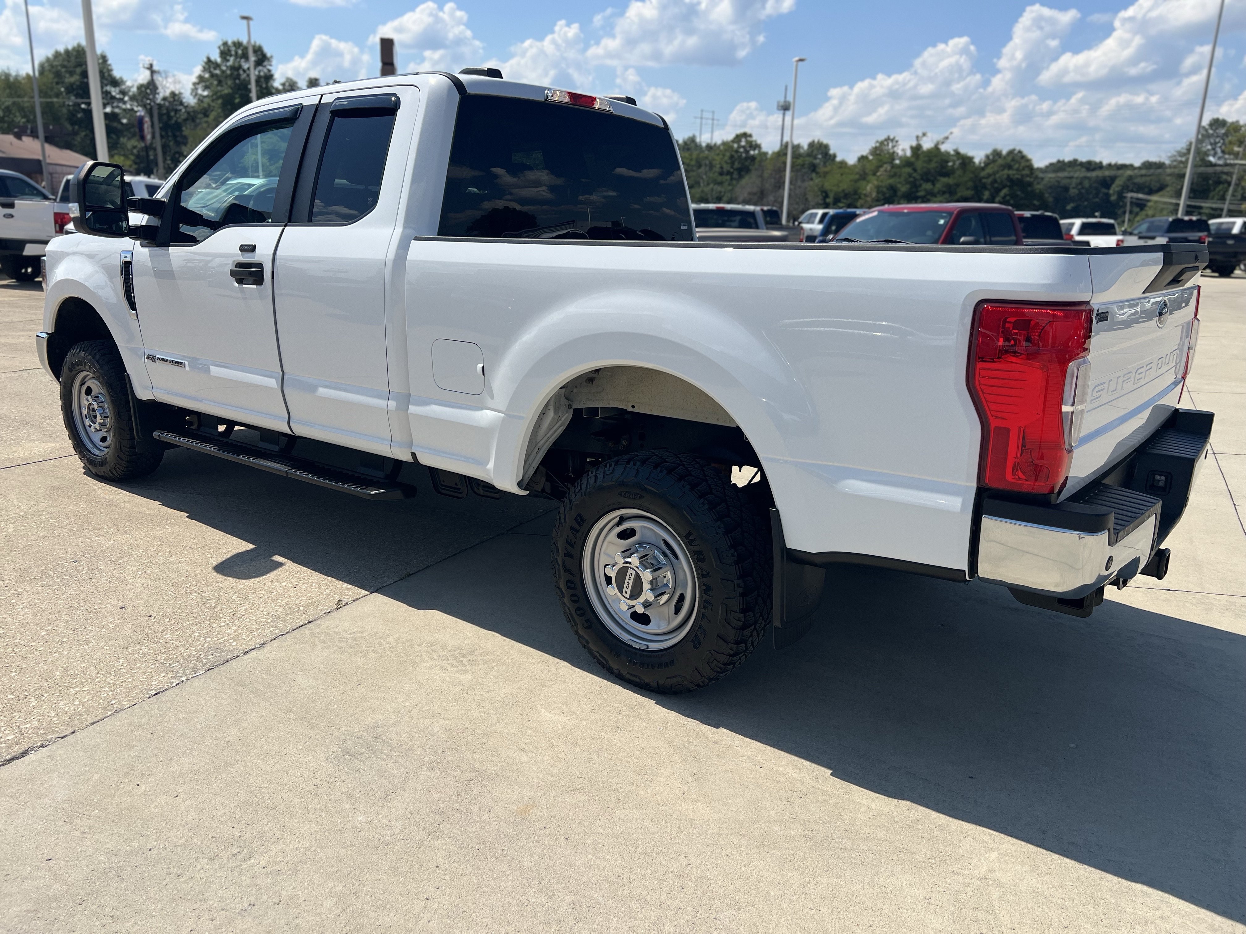 Used 2022 Ford F350 XL w/ Power Equipment Group AWD/4WD image 8