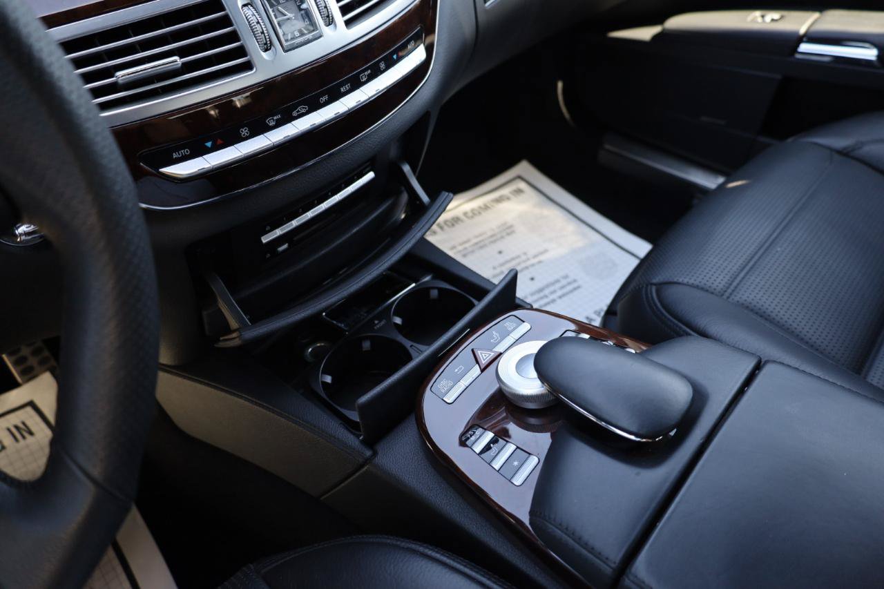 Used 2009 Mercedes-Benz S 63 AMG image 12