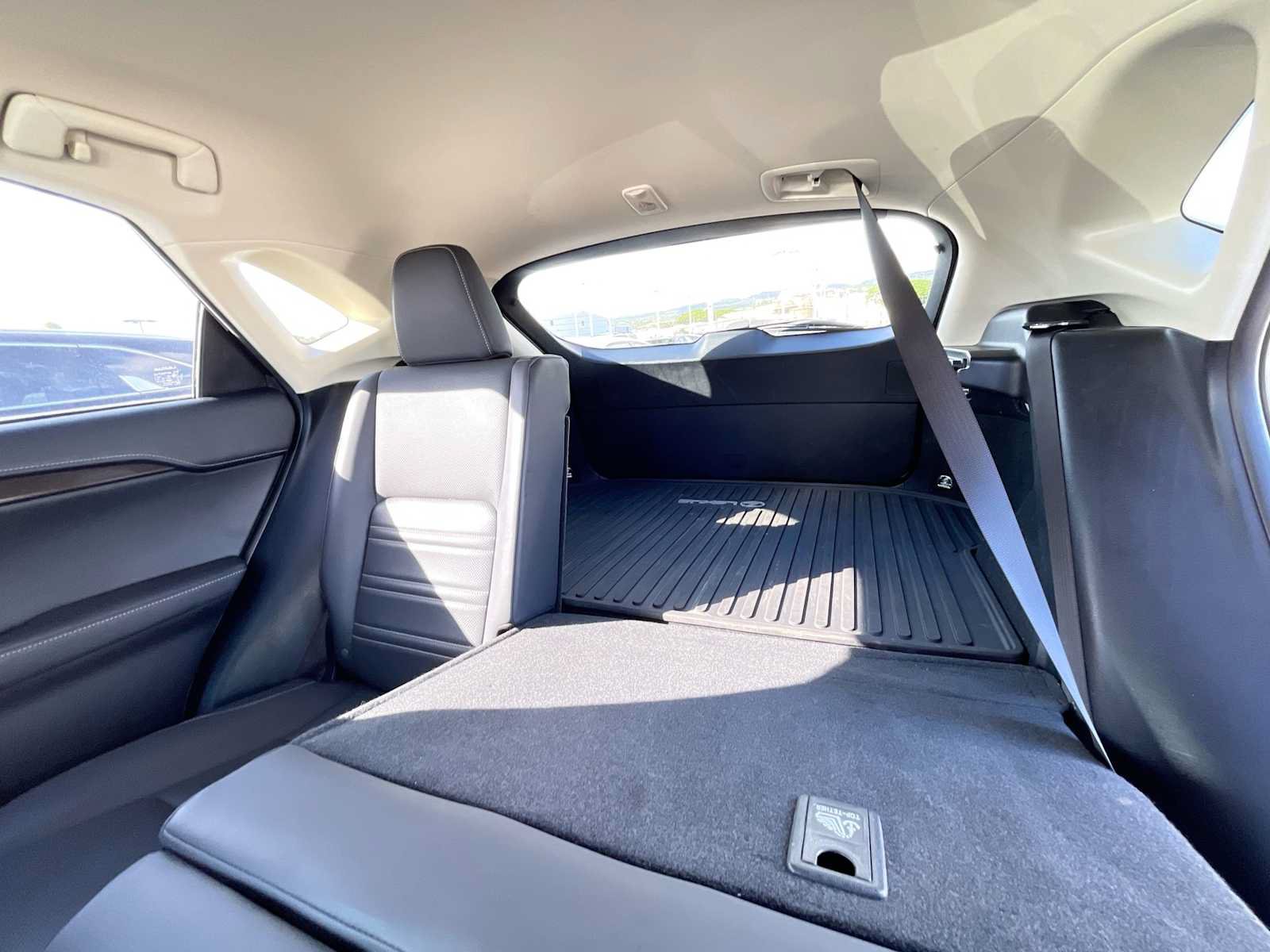 Used 2018 Lexus NX 300 FWD image 27