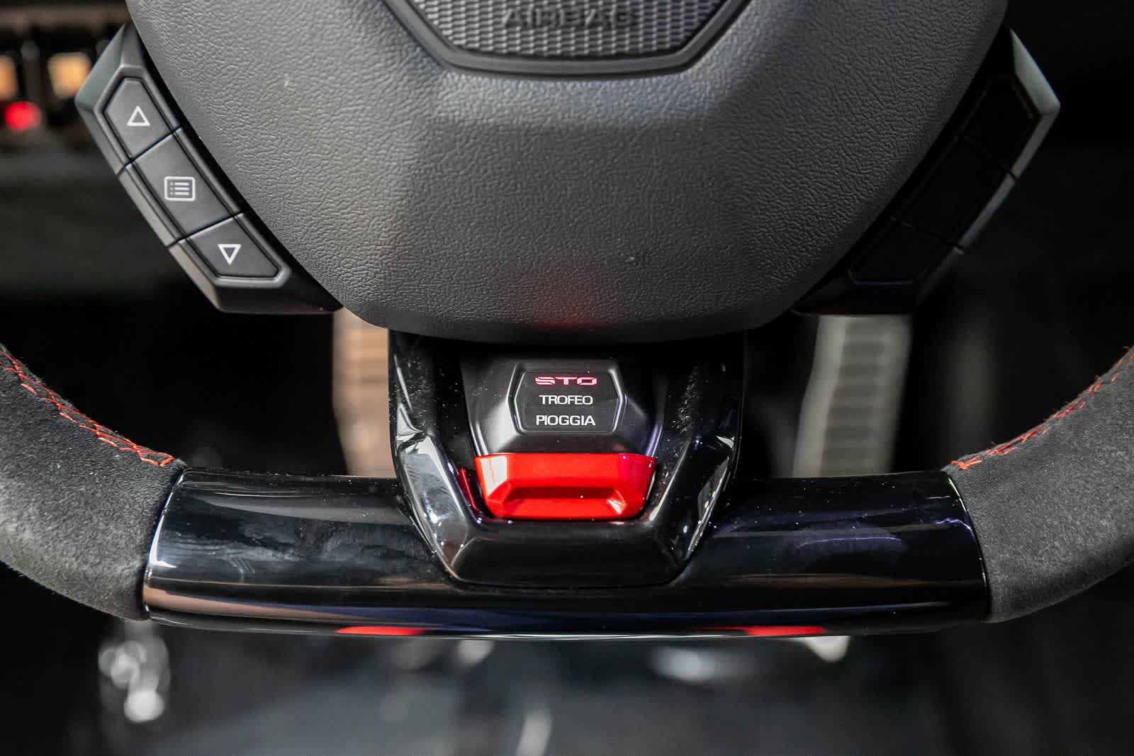 Used 2022 Lamborghini Huracan STO RWD image 28