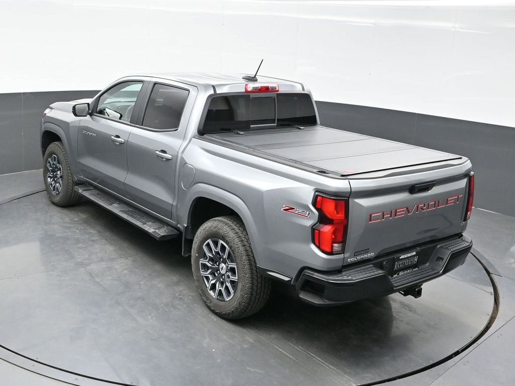 Used 2024 Chevrolet Colorado Z71 w/ Z71 Convenience Package 2 image 32