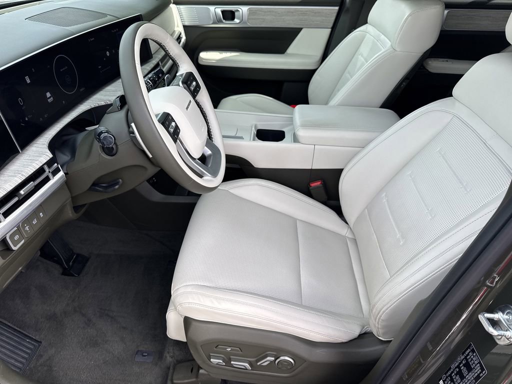 Used 2024 Hyundai Santa Fe Calligraphy AWD/4WD image 9