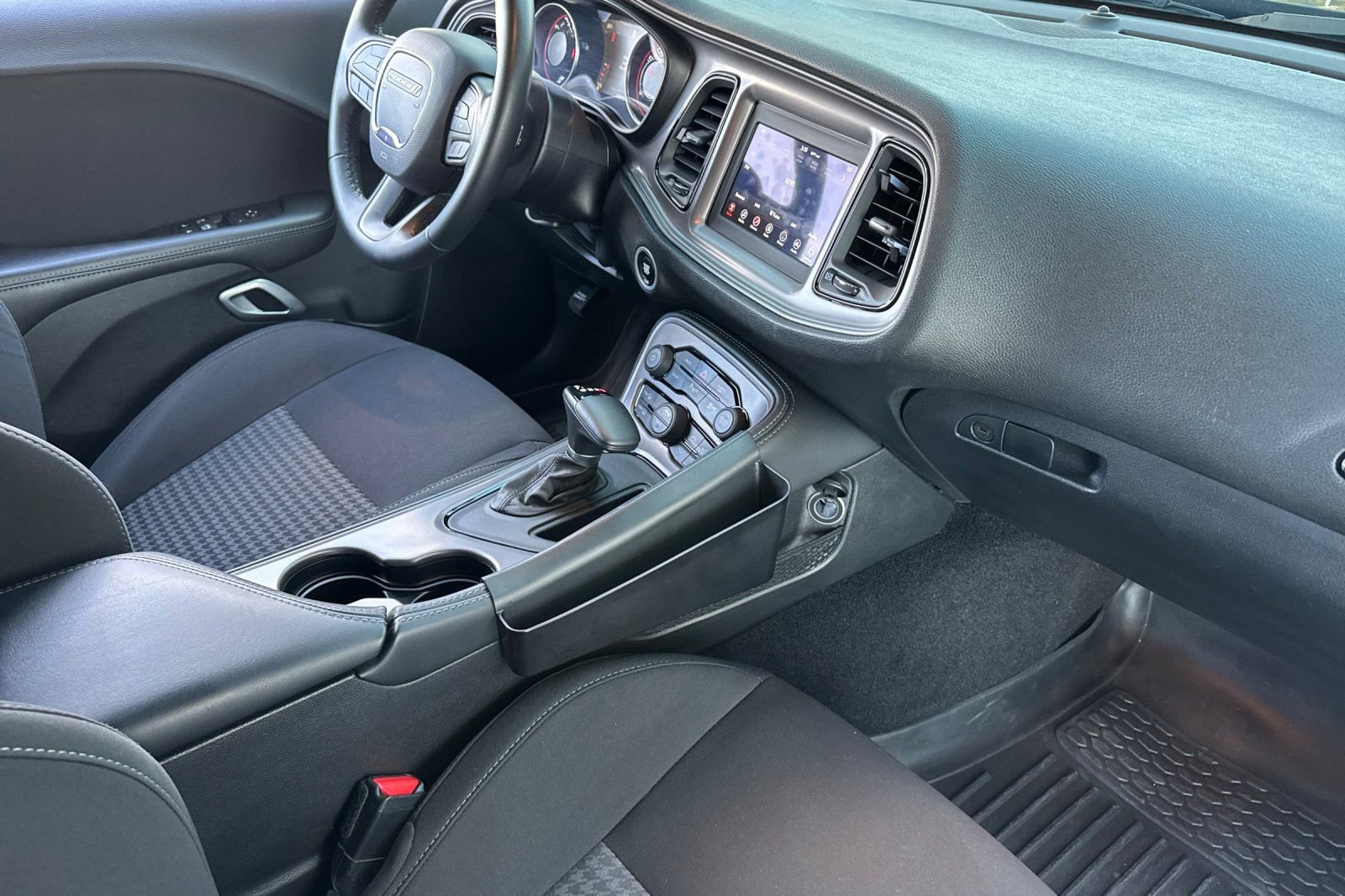 Used 2023 Dodge Challenger GT RWD image 18