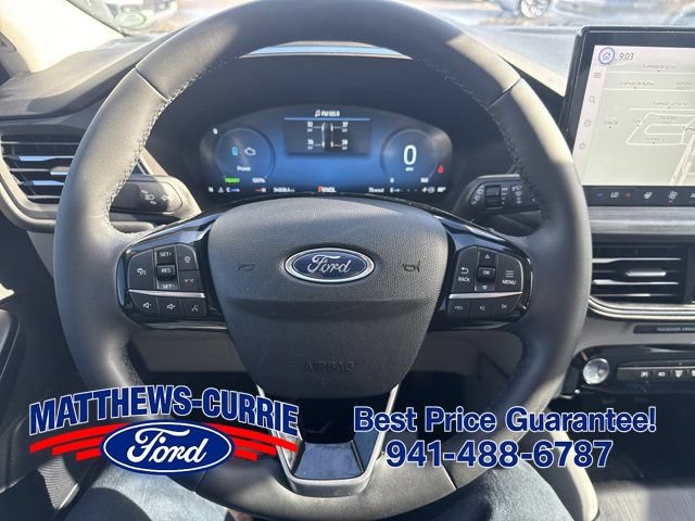 Used 2023 Ford Escape Platinum w/ Premium Technology Package FWD image 16