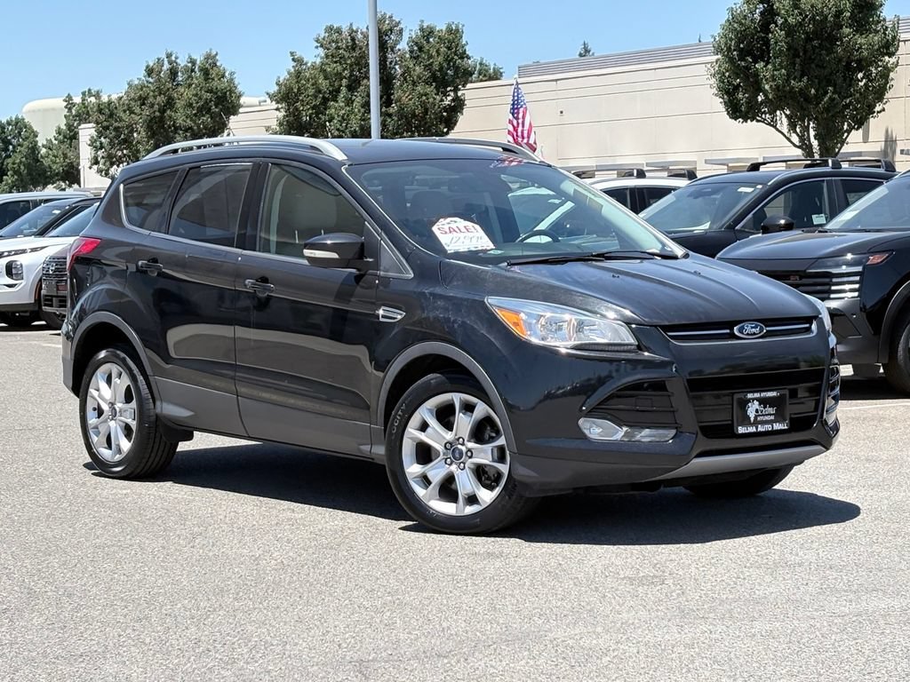 Used 2015 Ford Escape Titanium FWD image 2