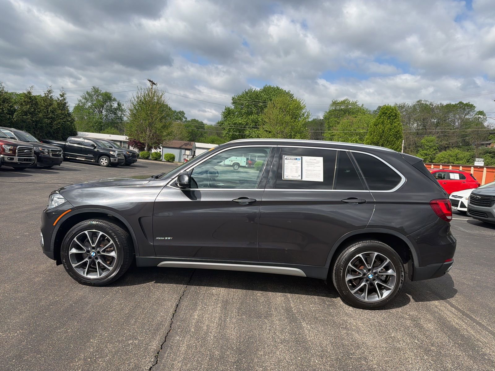 Used 2018 BMW X5 xDrive35i w/ Premium Package image 2