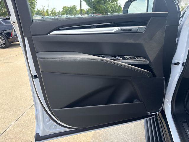 New 2026 Cadillac Escalade Sport w/ Touring Package AWD/4WD image 13