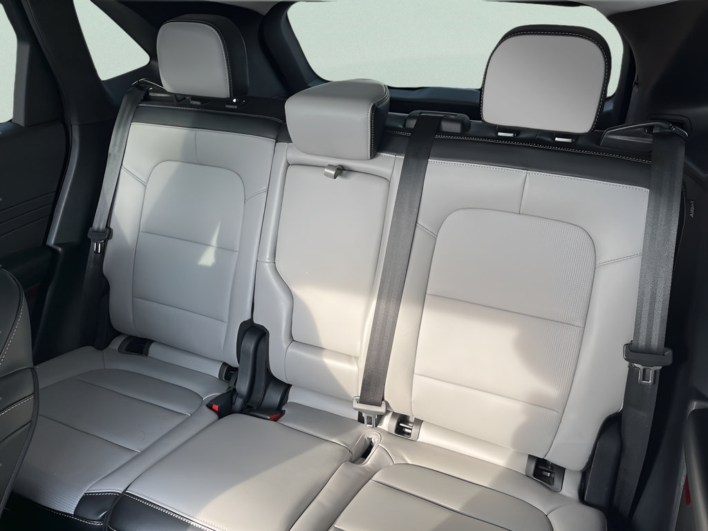 Used 2024 Ford Escape Platinum AWD/4WD image 15