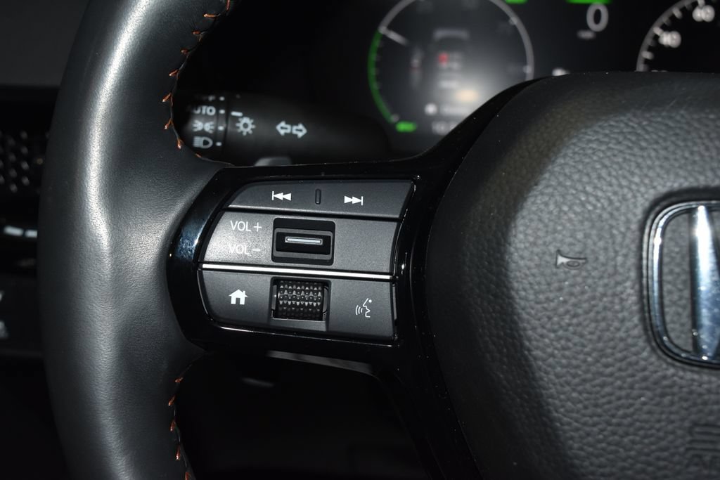 Used 2024 Honda CR-V Sport Touring image 9