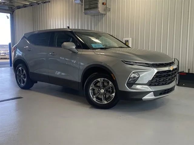 Used 2025 Chevrolet Blazer LT
