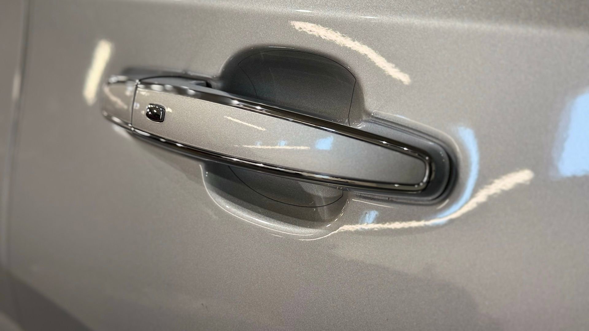 Used 2019 GMC Terrain Denali w/ Advanced Safety Package AWD/4WD image 16