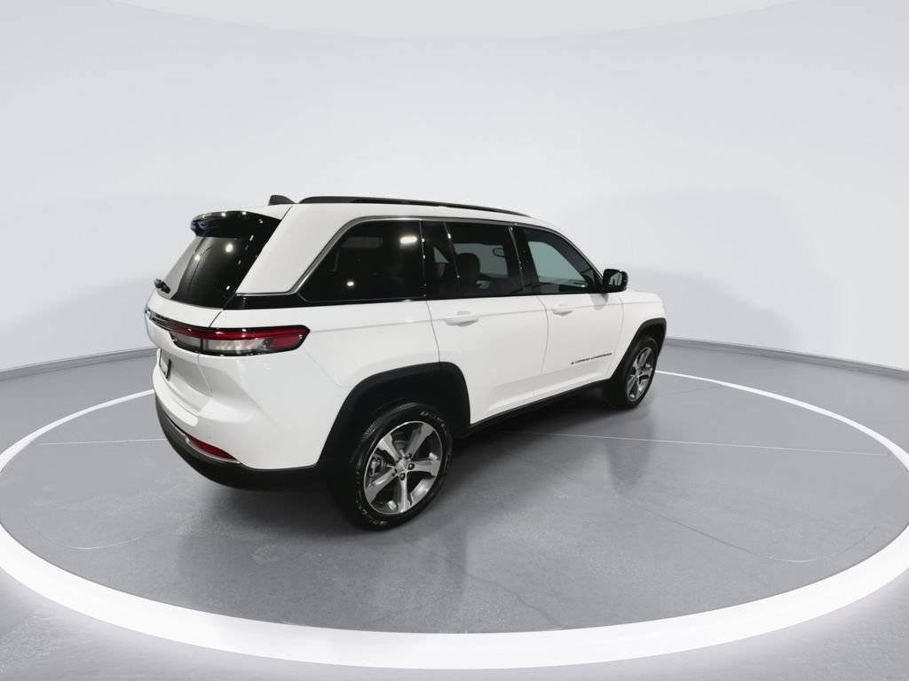 New 2024 Jeep Grand Cherokee Limited 4xe image 8