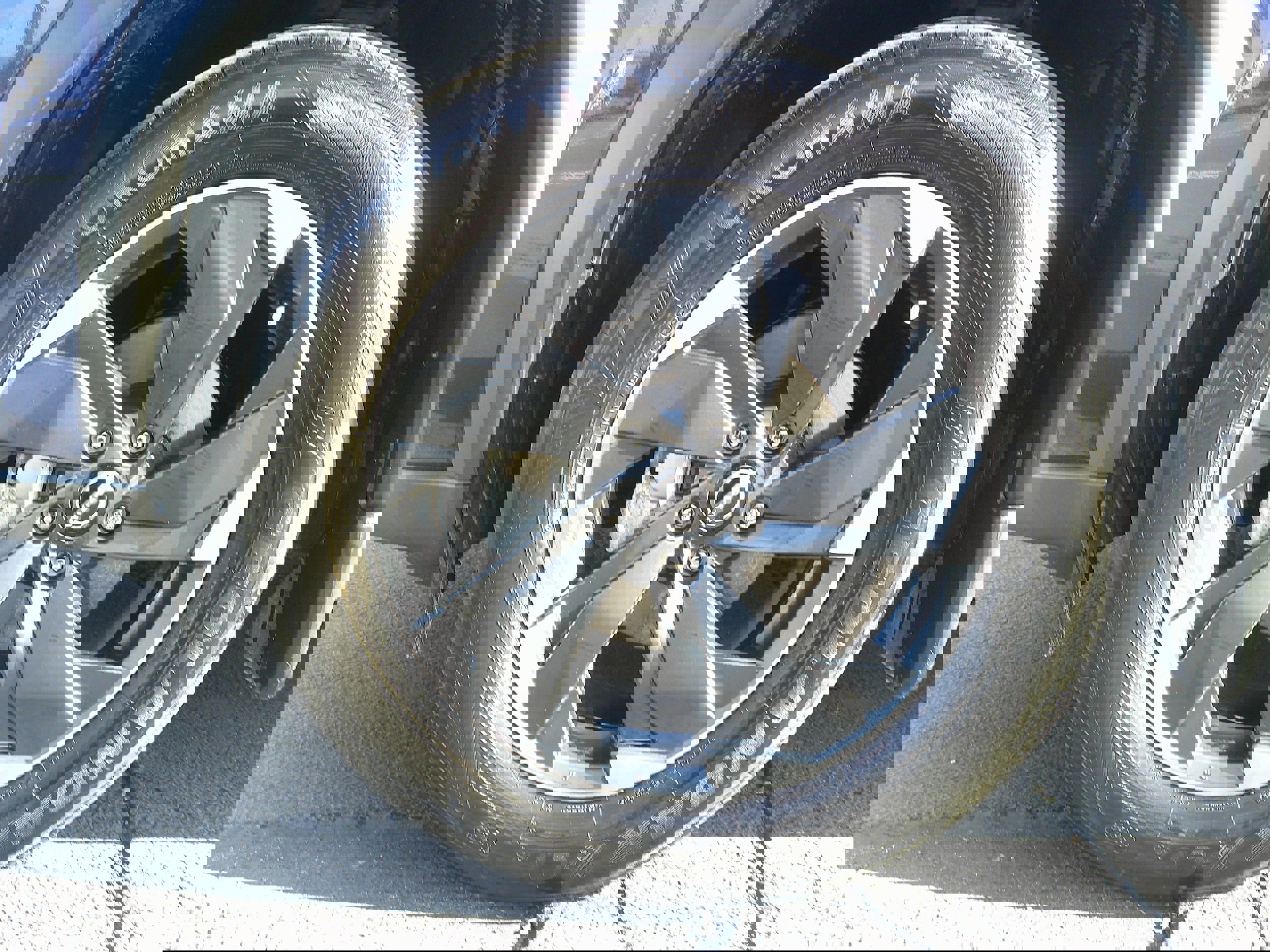 Used 2024 Nissan Rogue SV w/ SV Premium Package image 12