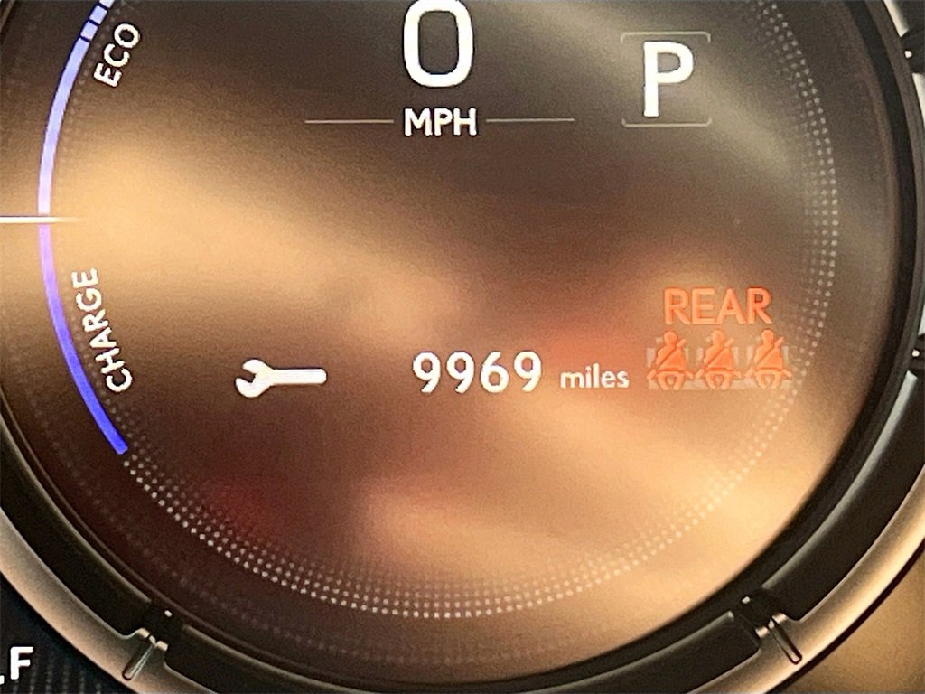 Used 2024 Lexus UX 250h F Sport image 12