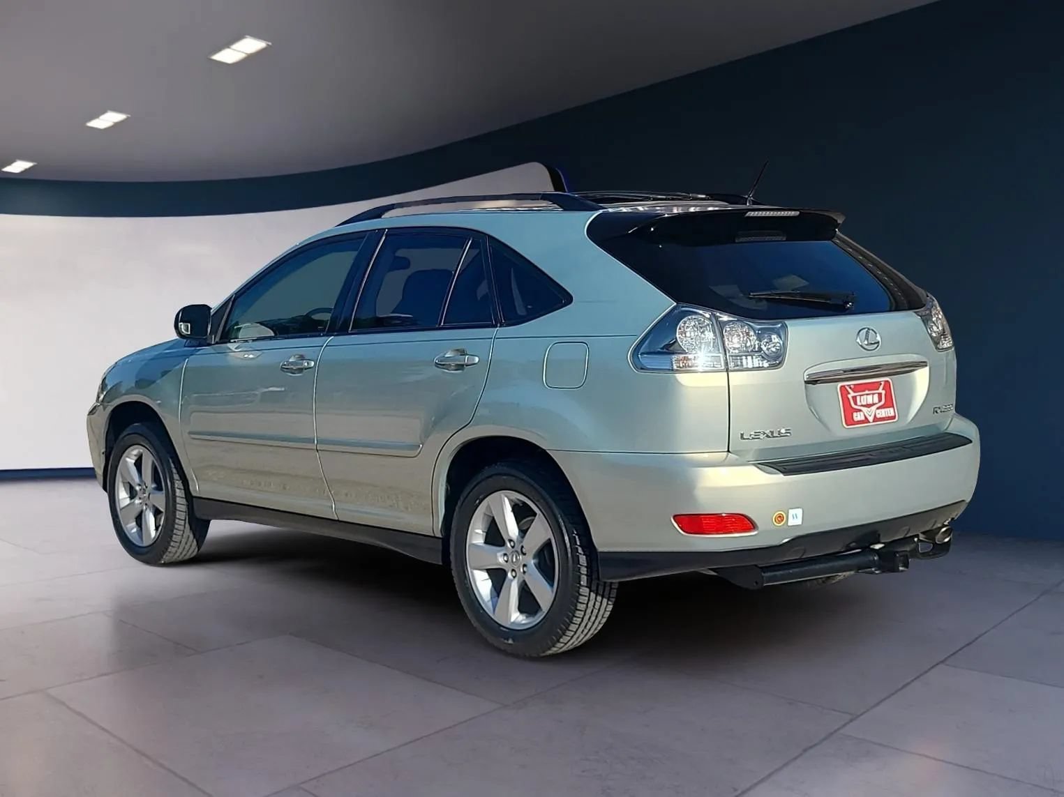 Used 2004 Lexus RX 330 w/ Premium Plus Pkg FWD image 3