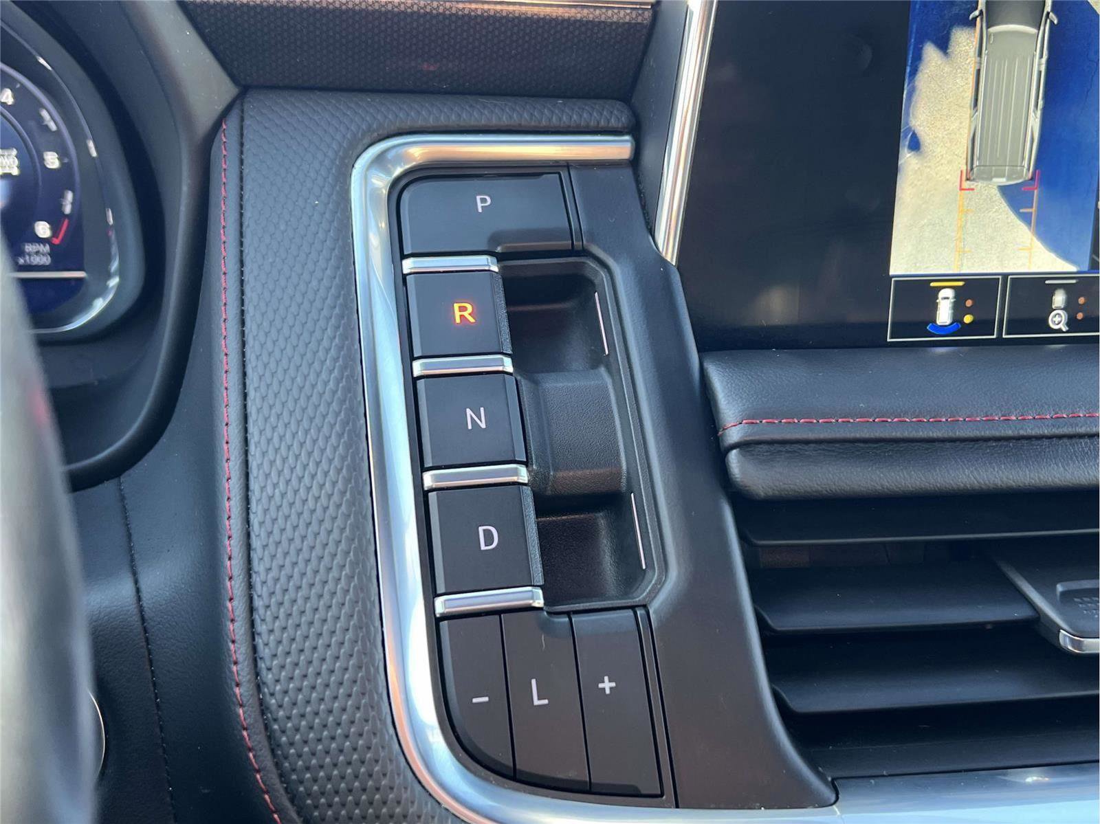 Used 2022 Chevrolet Tahoe RST image 33