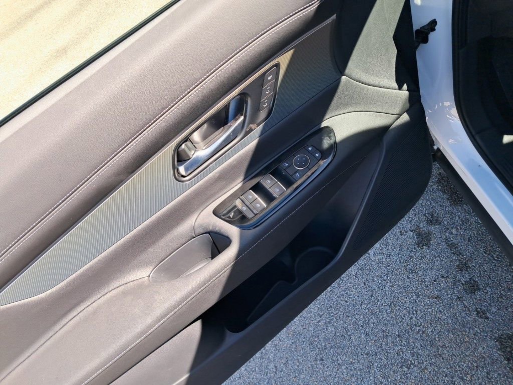 New 2025 Nissan Murano SL image 12