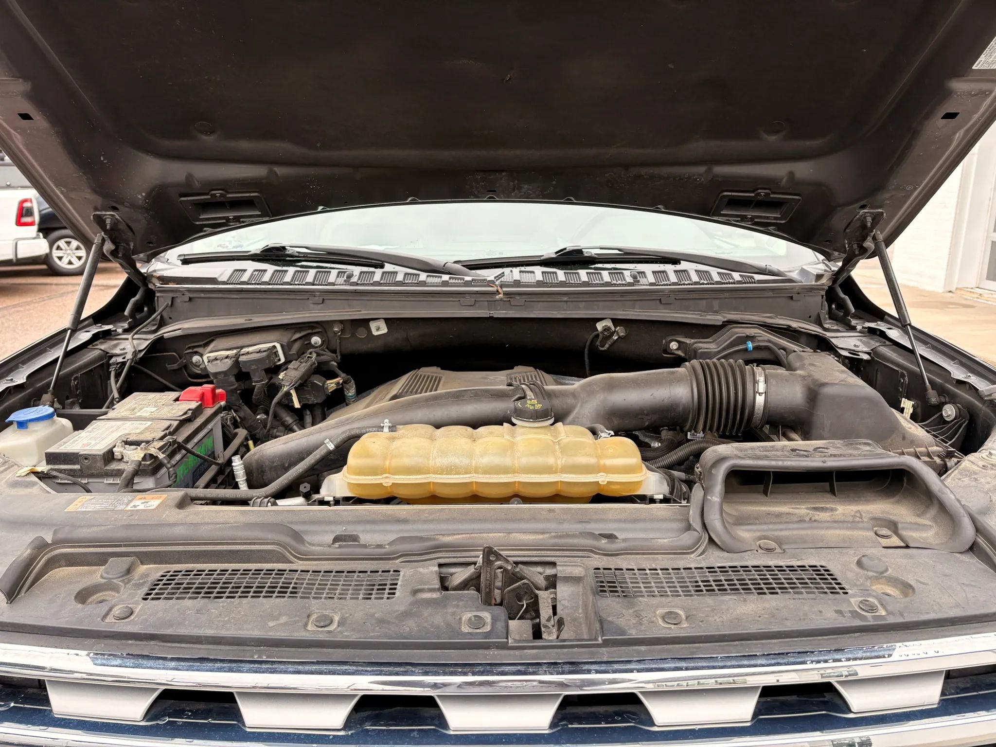 Used 2019 Ford Expedition Limited w/ Special Edition Package AWD/4WD image 34