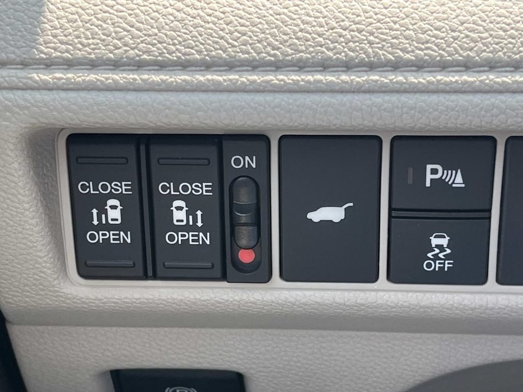 Used 2026 Honda Odyssey Touring image 38