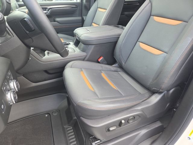 Used 2026 GMC Sierra 3500 AT4 w/ AT4 Premium Plus Package AWD/4WD image 36
