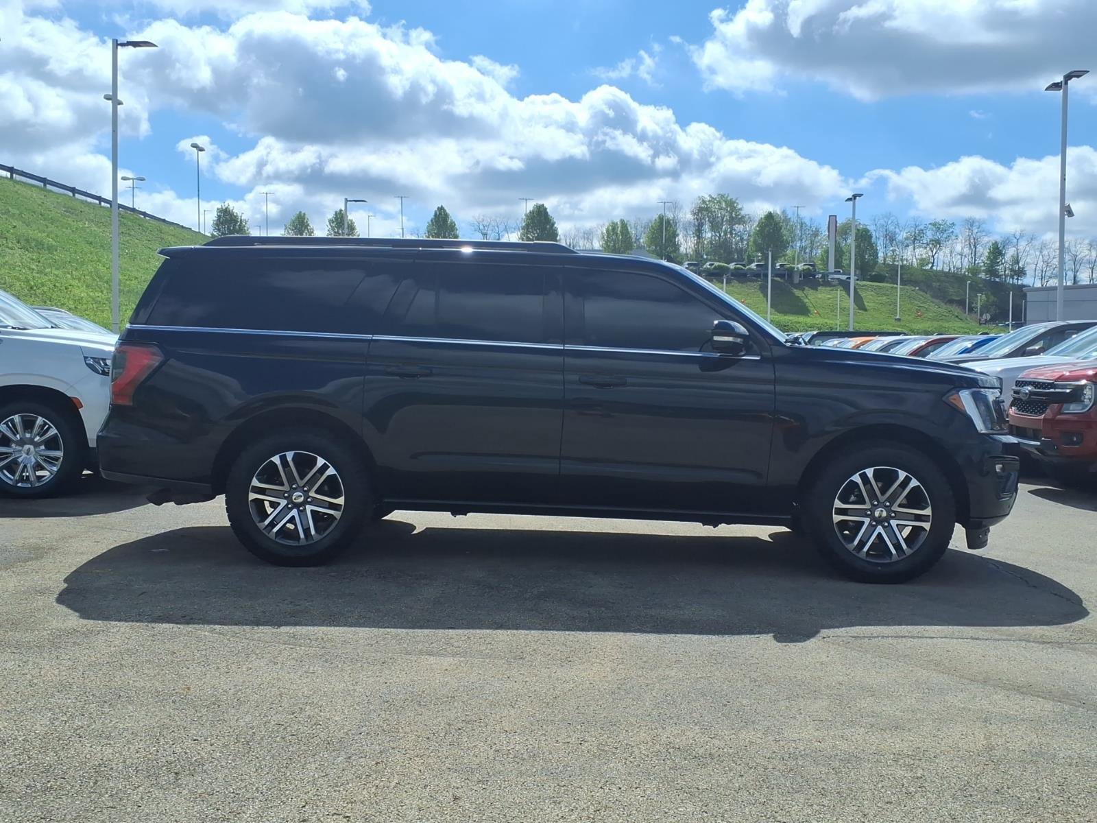 Used 2021 Ford Expedition Max Limited AWD/4WD image 6