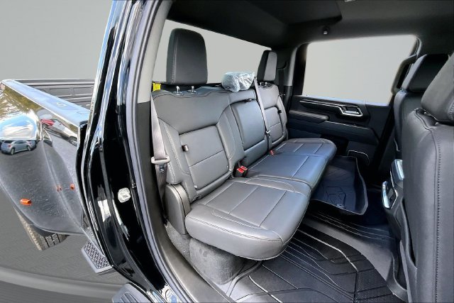 New 2026 Chevrolet Silverado 3500 LTZ w/ LTZ Convenience Package AWD/4WD image 10