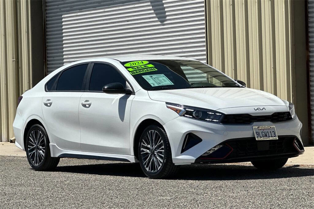 Used 2024 Kia Forte GT-Line image 8