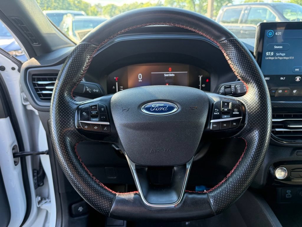 Used 2023 Ford Escape ST-Line w/ Tech Pack #1 AWD/4WD image 14
