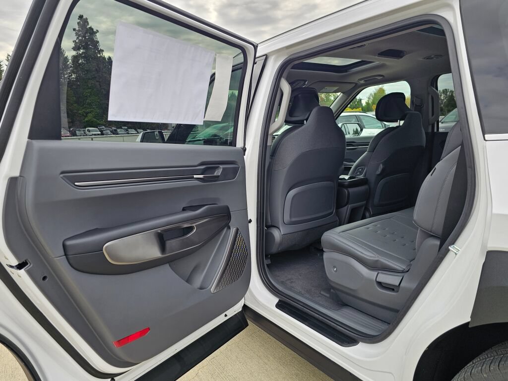 New 2026 Kia EV9 Wind AWD/4WD image 24