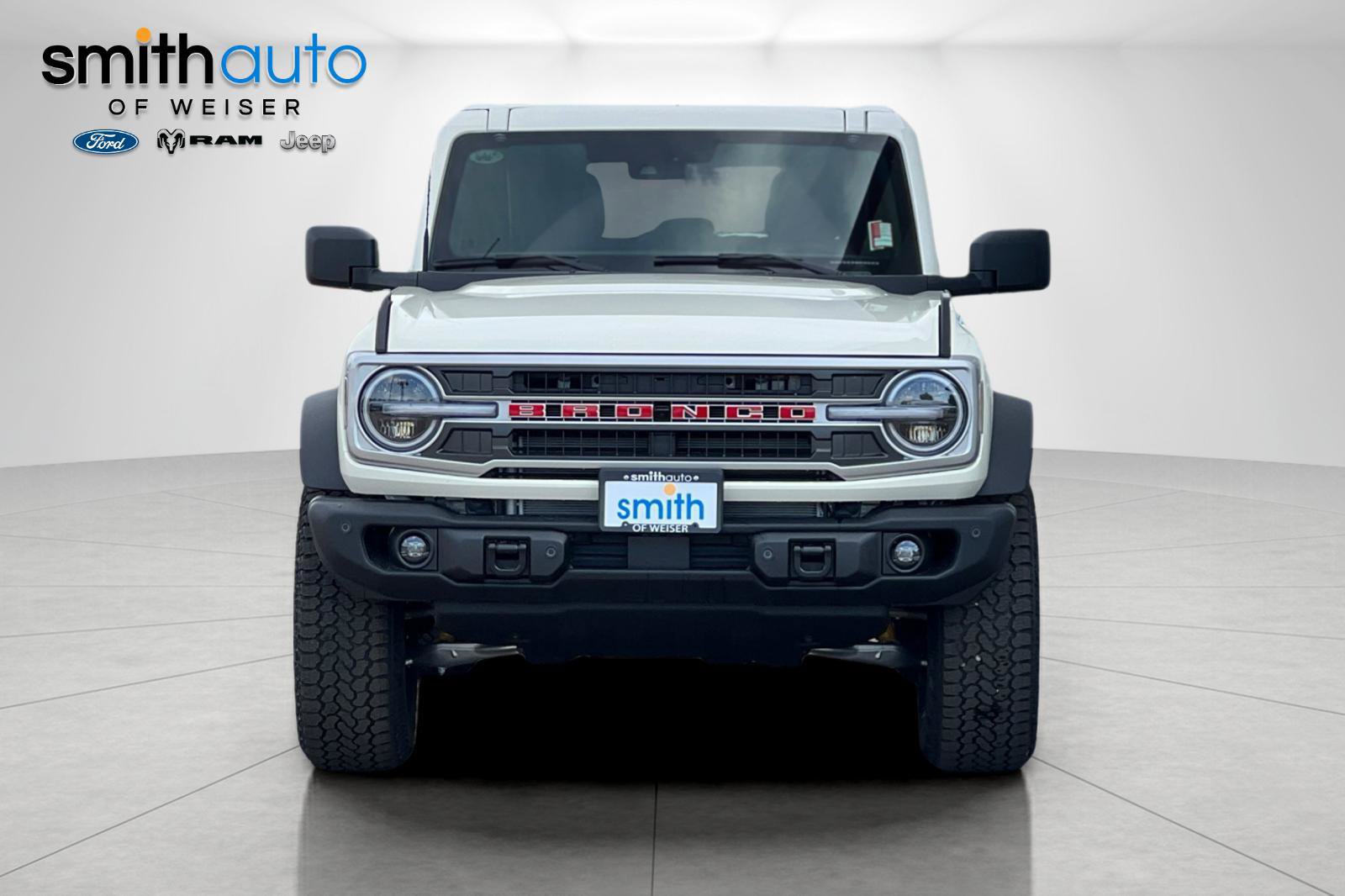New 2026 Ford Bronco Outer Banks w/ Sasquatch Package AWD/4WD image 2
