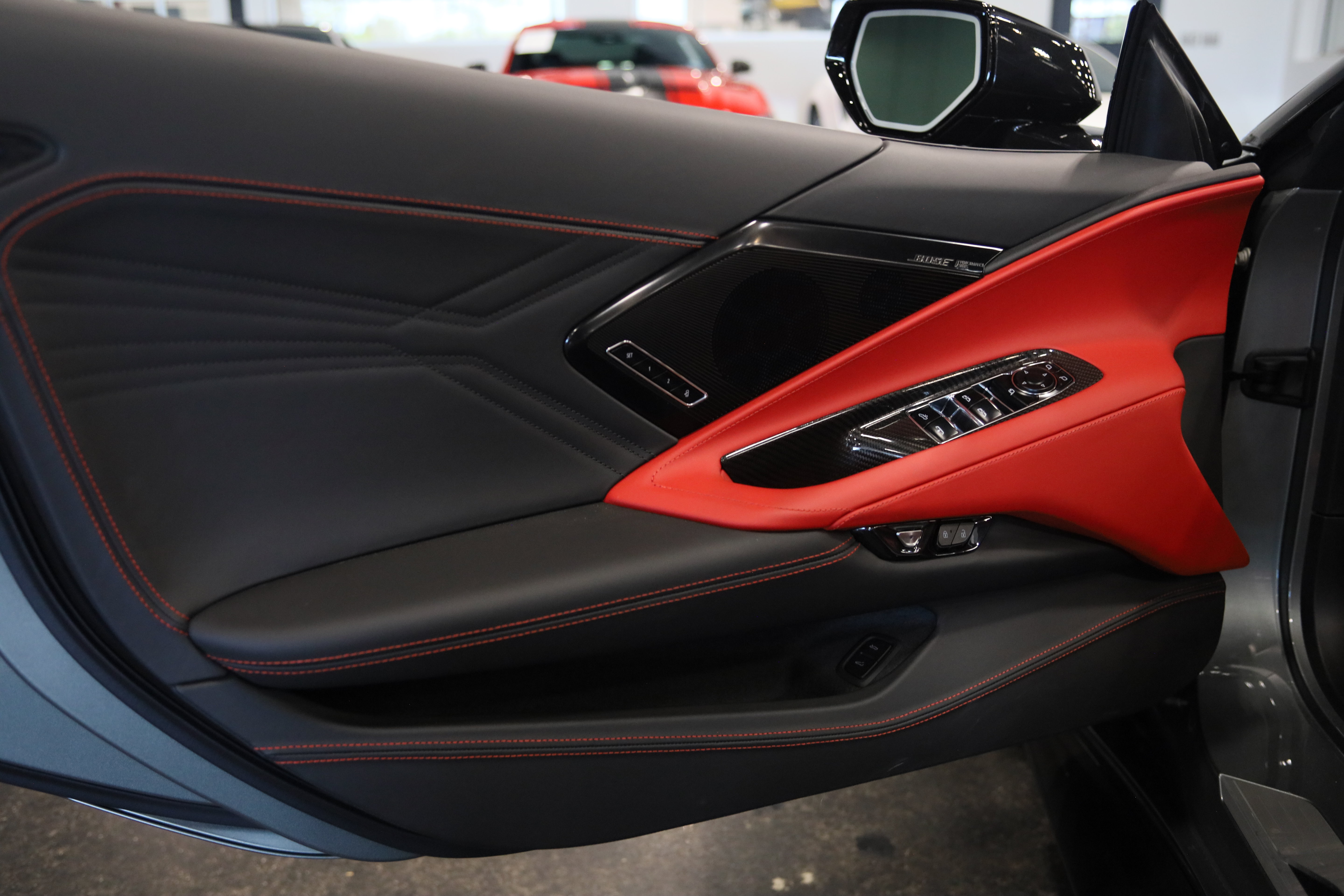 Used 2024 Chevrolet Corvette Z06 RWD image 16