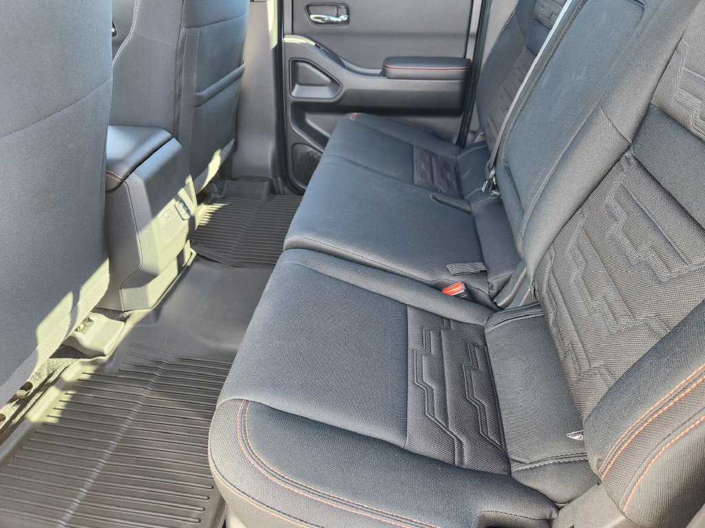 Used 2023 Nissan Frontier PRO-4X w/ Pro Convenience Package AWD/4WD image 19