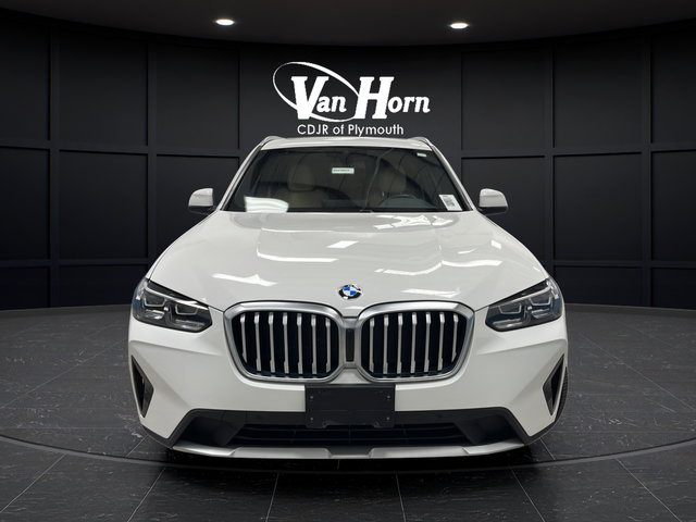 Used 2022 BMW X3 xDrive30i w/ Premium Package 2 (ZPA) AWD/4WD image 2