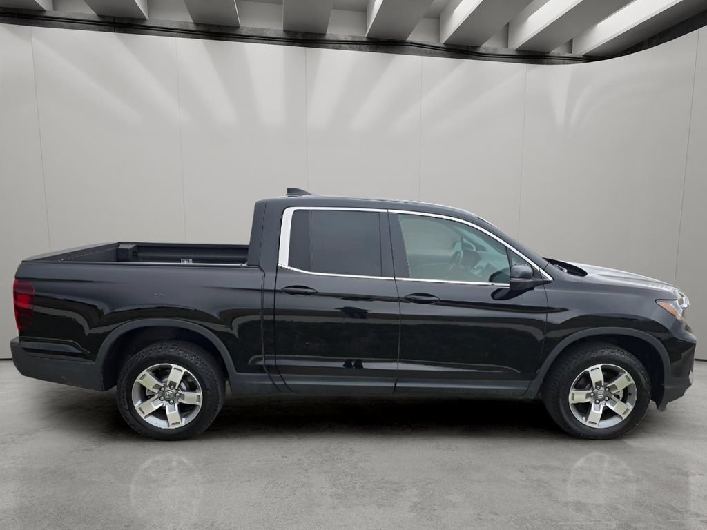 Used 2025 Honda Ridgeline RTL image 6