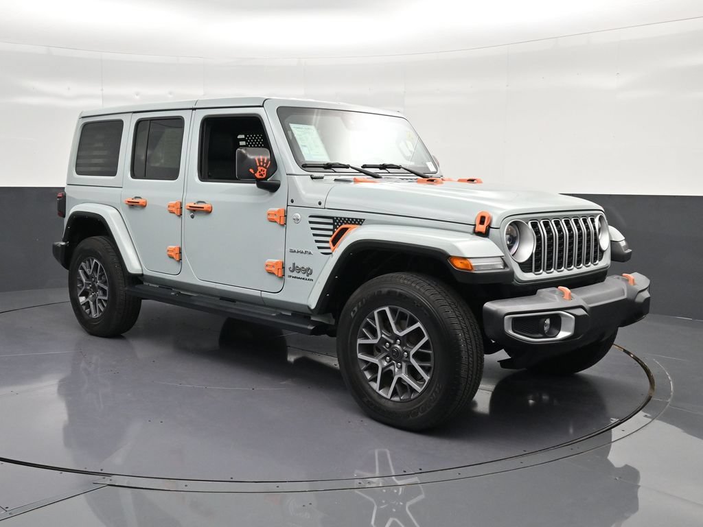 Used 2024 Jeep Wrangler Unlimited Sahara w/ Safety Group AWD/4WD image 5