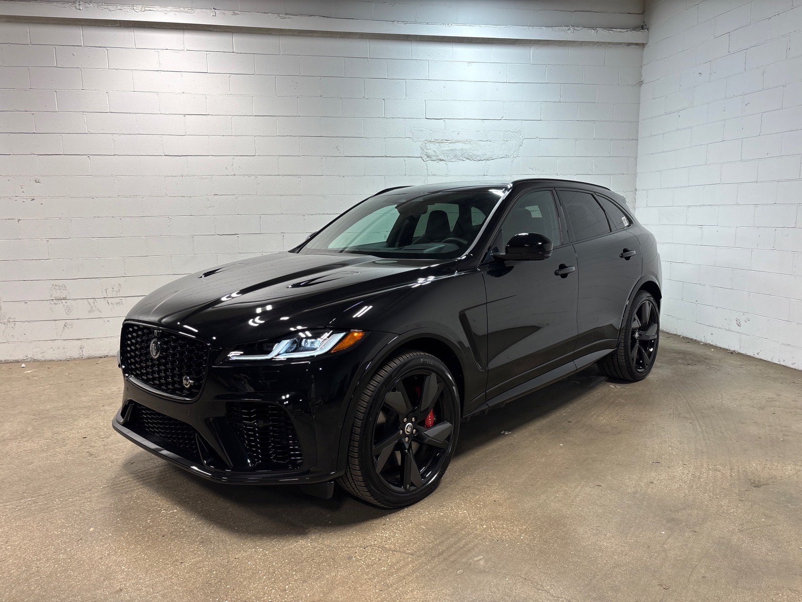 New 2026 Jaguar F-PACE SVR 575 Edition AWD/4WD video 1