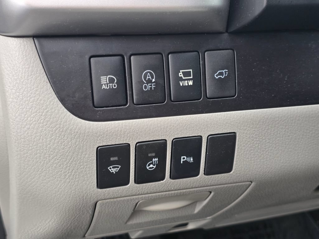Used 2019 Toyota Highlander Limited Platinum AWD/4WD image 19