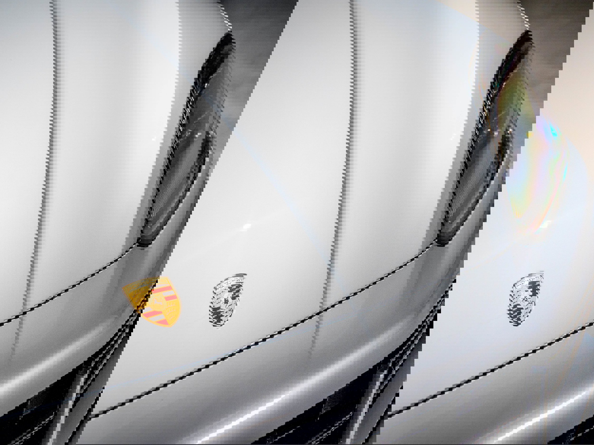 Certified 2025 Porsche Cayenne GTS image 11