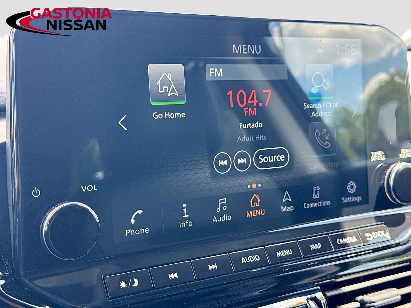 Used 2024 Nissan Pathfinder SL w/ SL Premium Package FWD image 19