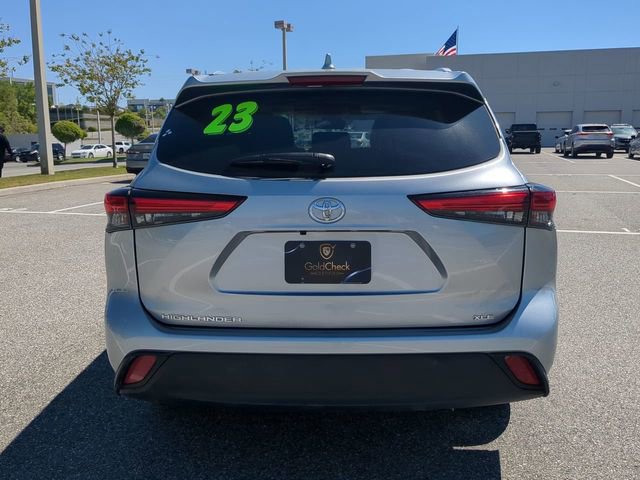 Used 2023 Toyota Highlander XLE image 5