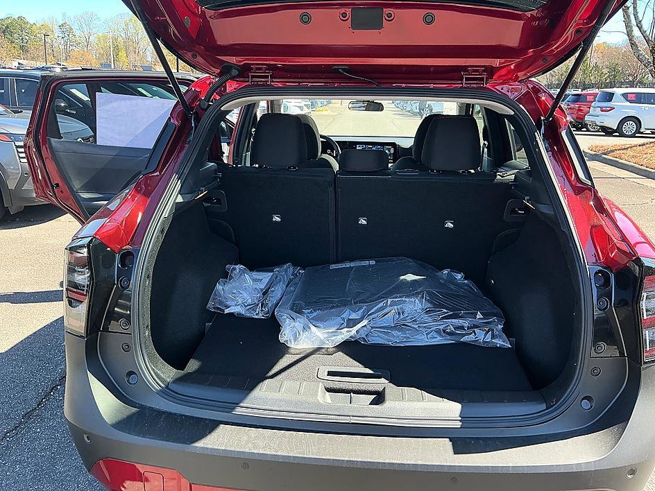 New 2026 Nissan Kicks SV w/ SV Premium Package image 17