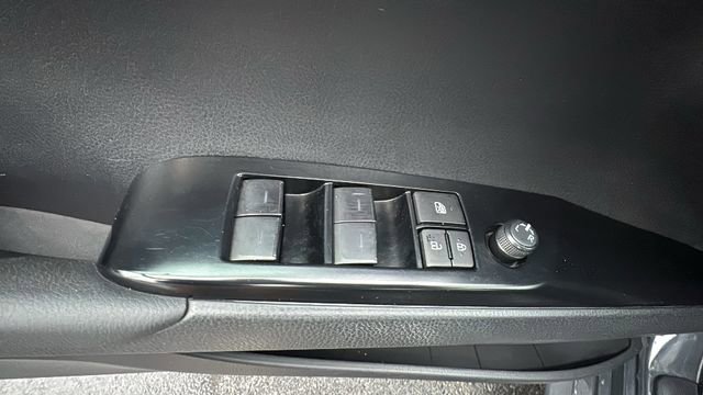 Used 2025 Toyota Camry LE image 14