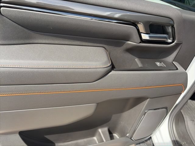 New 2026 GMC Sierra 2500 AT4 w/ AT4 Premium Plus Package image 12