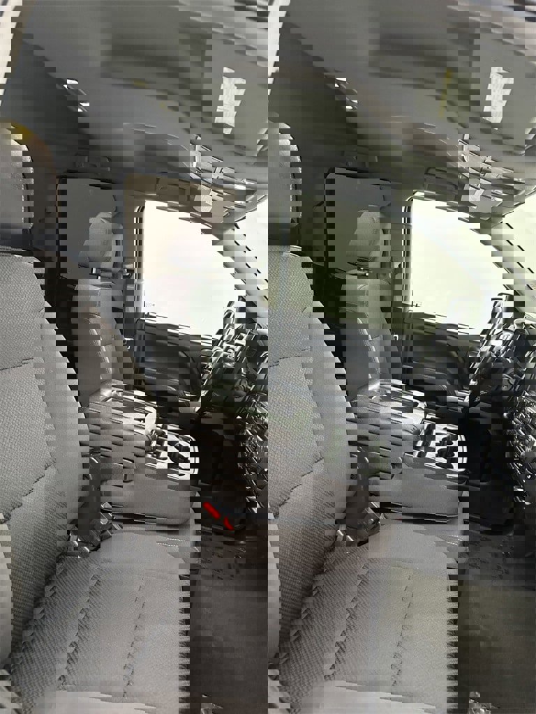 Used 2018 Chevrolet Silverado 1500 LT w/ All Star Edition image 35