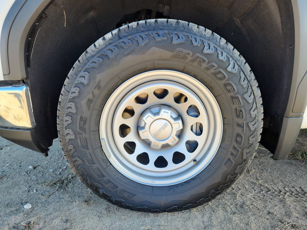Used 2026 GMC Sierra 1500 Pro w/ Pro Value Package AWD/4WD image 16