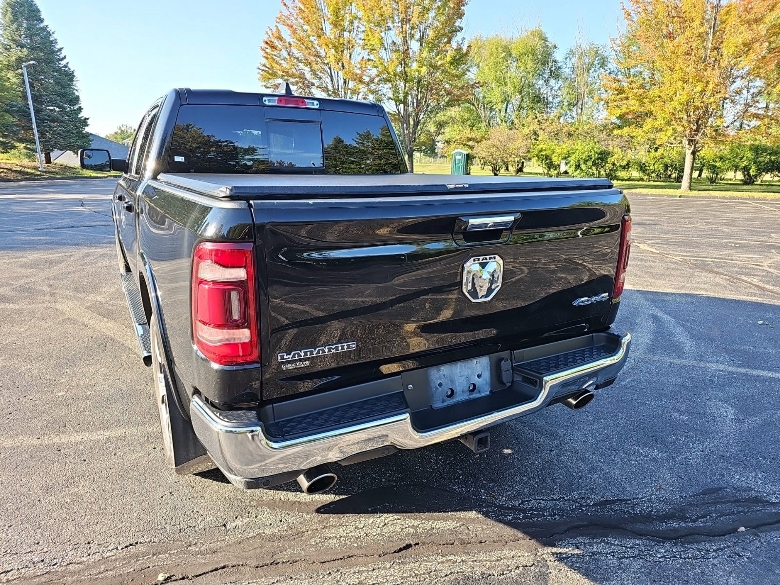 Used 2020 RAM 1500 Laramie AWD/4WD image 3