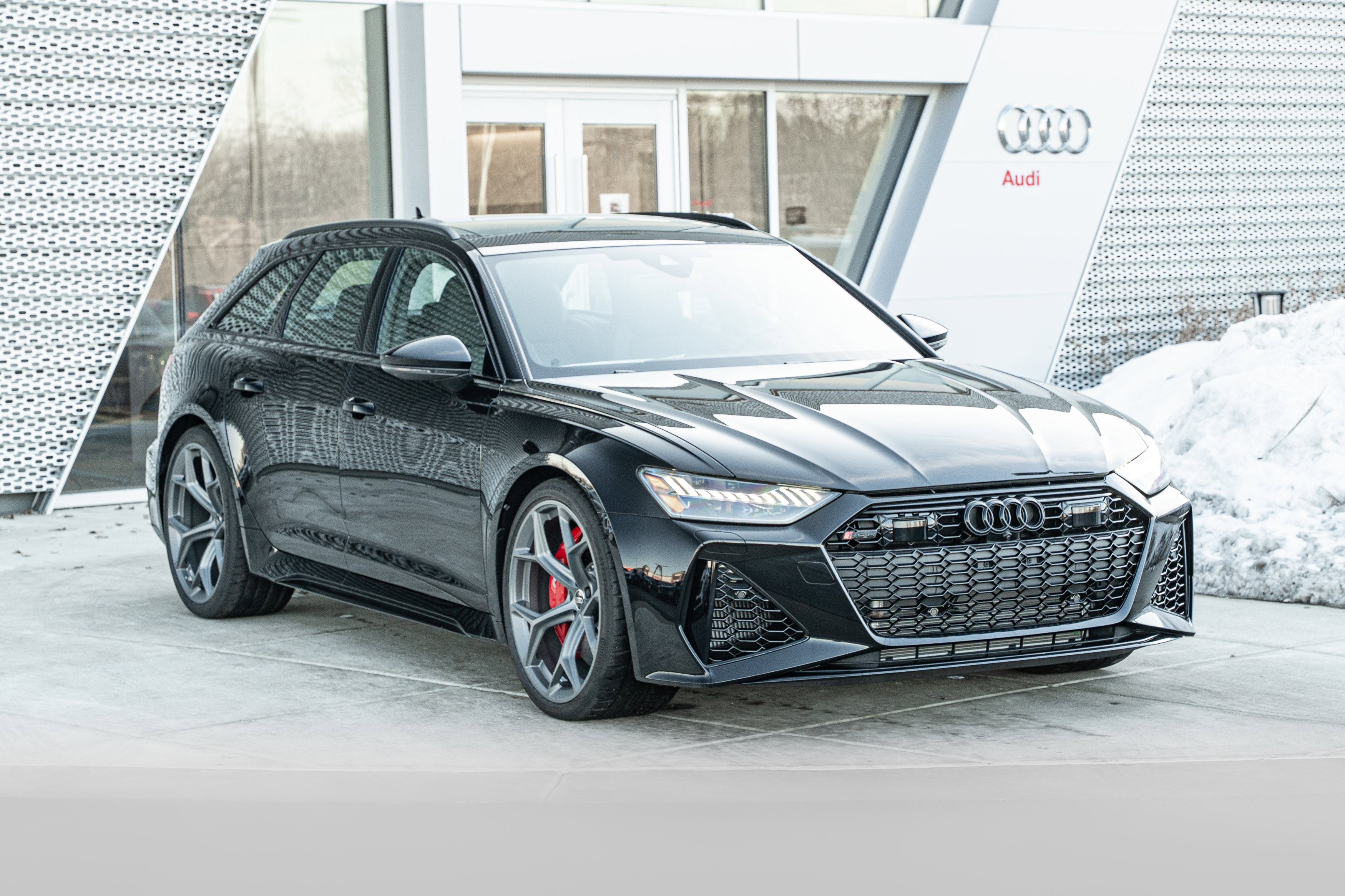 New 2026 Audi RS 6 performance image 2