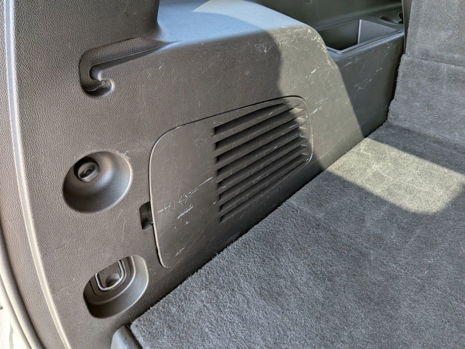 Used 2016 Chevrolet Suburban LTZ image 41