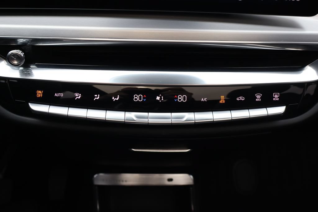 Used 2024 Cadillac Lyriq Sport RWD image 13