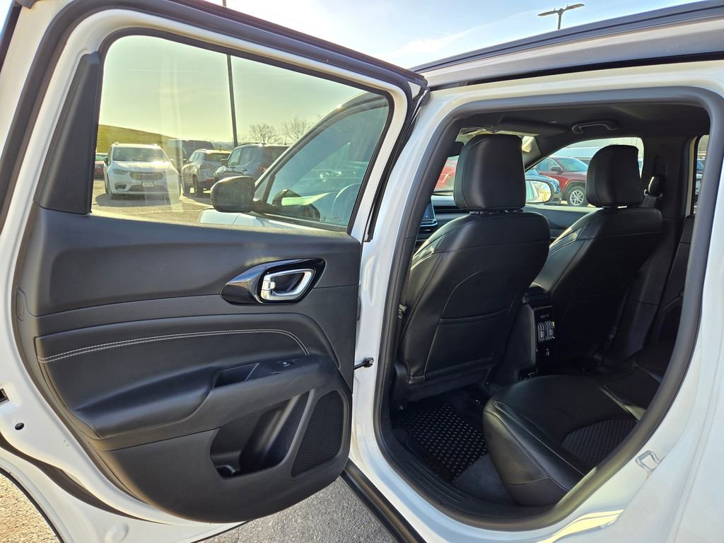 Used 2022 Jeep Compass Altitude w/ Convenience Group image 28